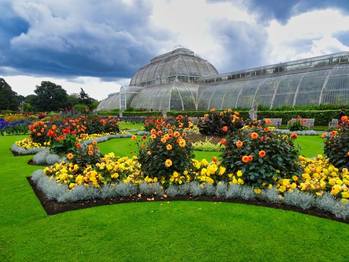 Kew Gardens tops England visitor attraction list