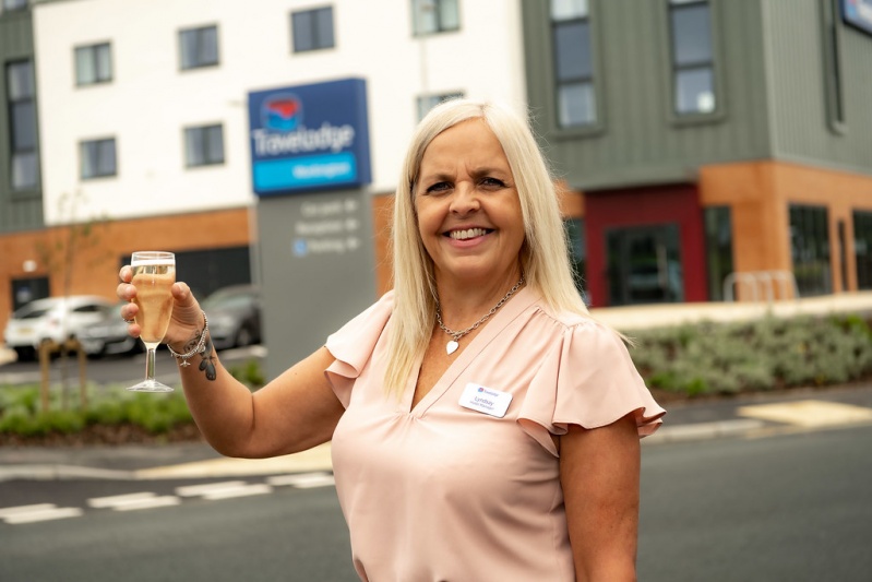 First postCovid19 Travelodge opens in UK