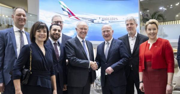 Emirates welcomes key dignitaries at ITB Berlin 2024 Breaking Travel News