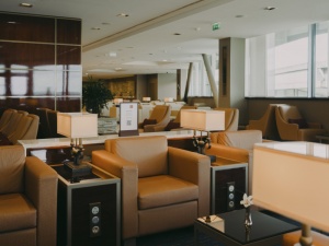 Emirates unveils its newly designed, premium lounge in Paris Charles de Gaulle airport