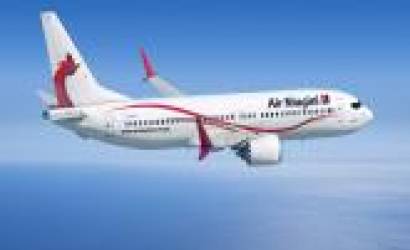 Air Niugini signs with Boeing for four 737 MAX 8 planes