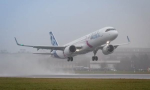 Airbus sees first A321LR fly as test programme begins