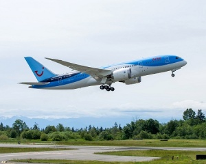 Arke takes delivery of first Boeing Dreamliner