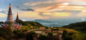 Flights from London to Bangkok: Duration, Airports and Routes