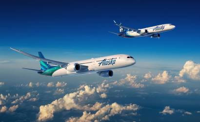 Boeing and Alaska Airlines Announce Largest Airplane Order in Airline's History