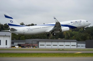 EL AL Israel receives first 737-900ER from Boeing