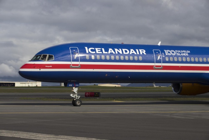 Icelandair flies flag to celebrate 100 years of sovereignty