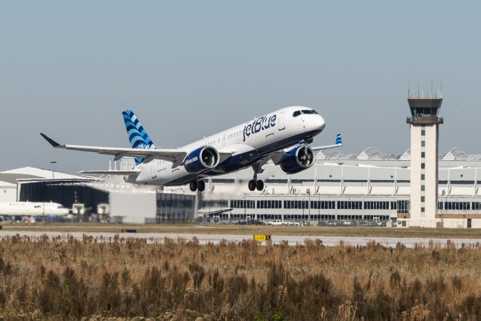 News: JetBlue signs with Chooose to drive sustainable
aviation