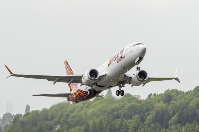 Boeing debuts 737 MAX with Malindo Air delivery
