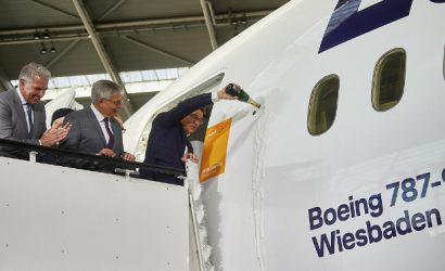 Boris Rhein names Lufthansa Dreamliner “Wiesbaden”