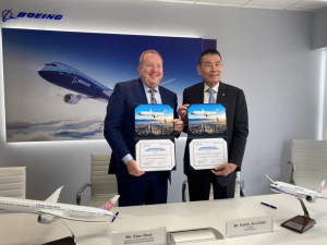 China Airlines Signs Firm Orders for Eight Boeing 787 Passenger Aircraft at Paris Air Show