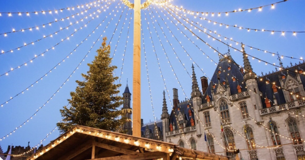 BLUE ISLANDS LAUNCHES FESTIVE FLIGHTS TO BRUGES