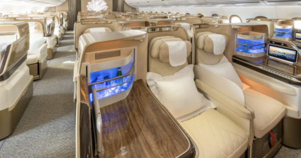 Emirates to add fourth daily flight to London Gatwick