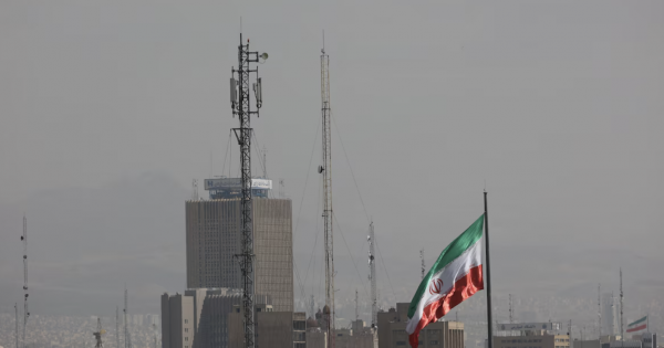 Airlines suspend Middle East flights