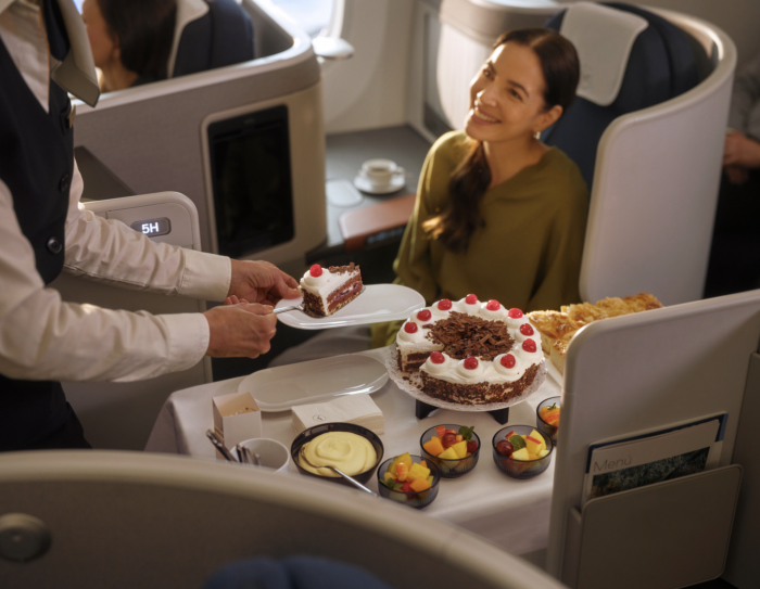 travel with taste: how airlines and railways raise the... Lufthansa launches new Premium Onboard Experience in all classes on all ...