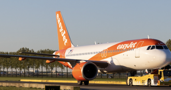 easyJet and Amsterdam Schiphol Airport deploy automated taxiing to reduce ground emissions