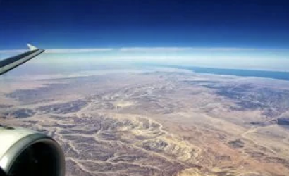 Middle East Disruptions and High Fuel Prices Halve Airline Industry Profitability