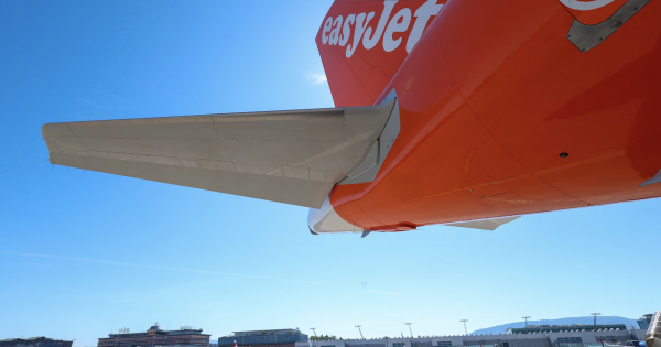 Thousands of UK passengers could be eligible for compensation - French easyJet strike