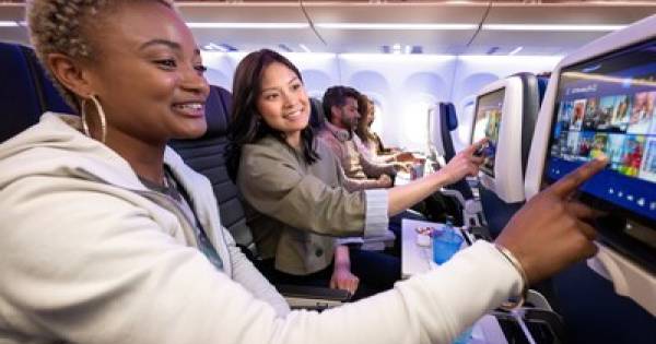 United Sees Flight Demand Spikes Around the Season’s Biggest Cultural Moments