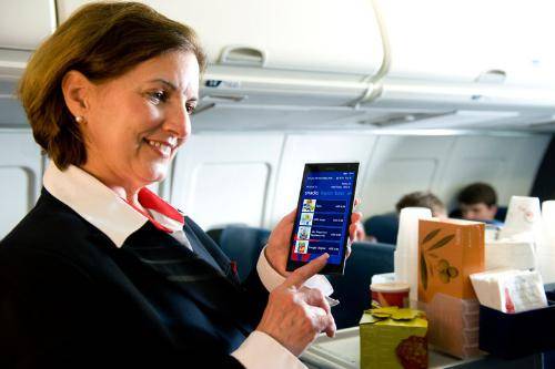 Delta flight attendants to use phablet for in-flight customer service