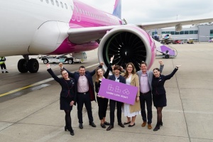 WIZZ AIR TO SWITCH ALL LUTON-BASED AIRCRAFT TO AIRBUS A321NEO BY 2025