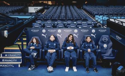Manchester City players and Etihad Airways make dreams come true for young female players