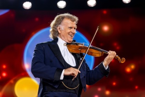 VIVA Cruises confirms details for André Rieu-inspired sailings