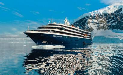 ATLAS OCEAN VOYAGES HIGHLIGHTS TWO YACHTS FOR THE FIRST TIME IN THE ARCTIC