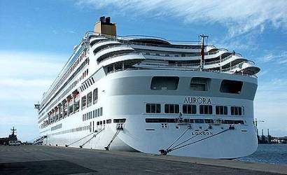 UK cruise market sets new passenger records