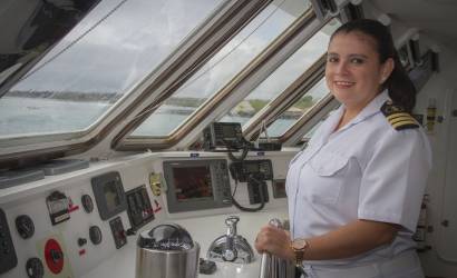 Albán takes command of Celebrity Xploration in Galapagos