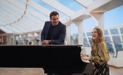 MSC CRUISES ANNOUNCES DREW BARRYMORE AND ORLANDO BLOOM WILL STAR IN BIG GAME COMMERCIAL