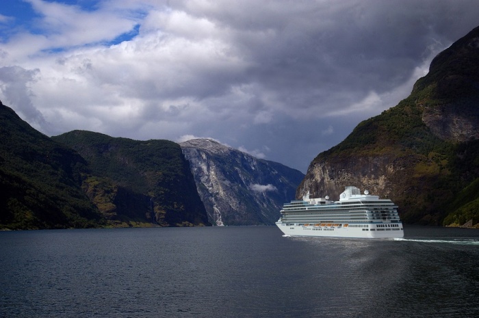 Oceania Cruises names first Allura-class ship