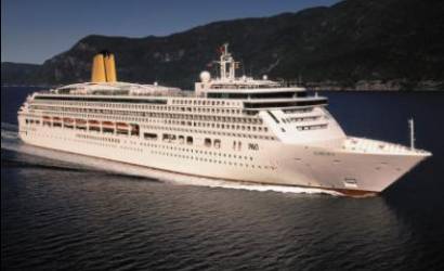 P&O Cruises celebrates £600k raised for MacMillan