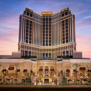 What Are the Best Hotels in Las Vegas