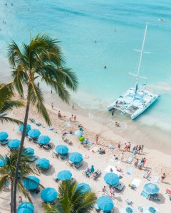 Discover the Beauty of the Pacific: Why Yacht Charter in the Hawaiian Islands is a Must