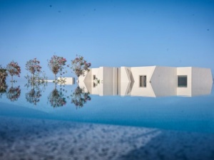 NOŪS Santorini Resort Introduces Elio’s Italian American Chophouse