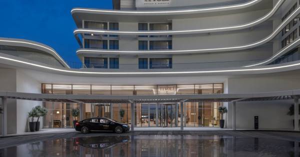 A New Chapter of Timeless Hospitality Unfolds in Oman’s Capital