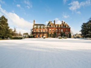 Breaking Travel News Review: Spa breaks at Champneys Tring