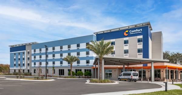 New Comfort Inn &amp; Suites Opens Across From Orlando Sanford International Airport