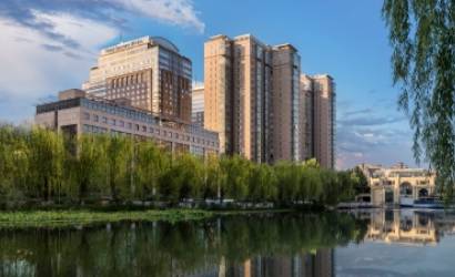 Four Seasons Hotel Beijing Collaborates with Swiss Perfection