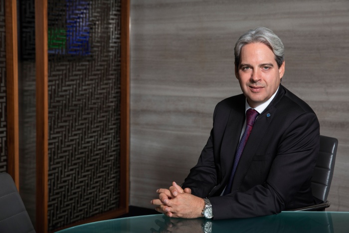Hutchinson appointed chief executive of Rotana