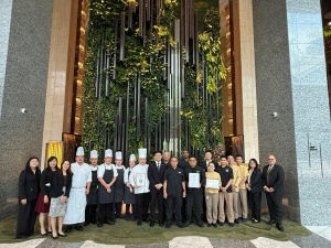 PARKROYAL COLLECTION MARINA BAY IS THE FIRST HOTEL IN SINGAPORE TO ATTAIN 3  SUSTAINABILITY CERTS