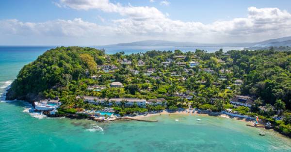 Round Hill Hotel &amp; Villas Welcomes Spring in Style