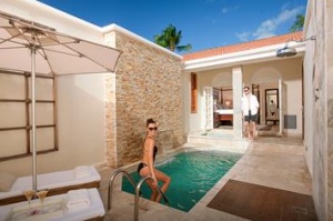 Sandals Ochi Beach Resort reinvests luxury all-inclusive tourism in Jamaica