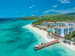 Sandals® and Beaches® Resorts Invite Guests to ‘Love and Let Fly’ in Celebration of New Airlift