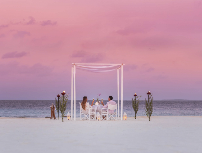 Why Vakkaru Maldives Should Be Your Dream Honeymoon Destination