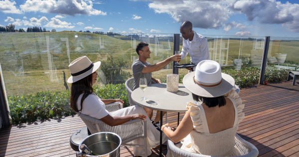 ALWAYS ON? HERE’S HOW TO SWITCH OFF ON HOLIDAY