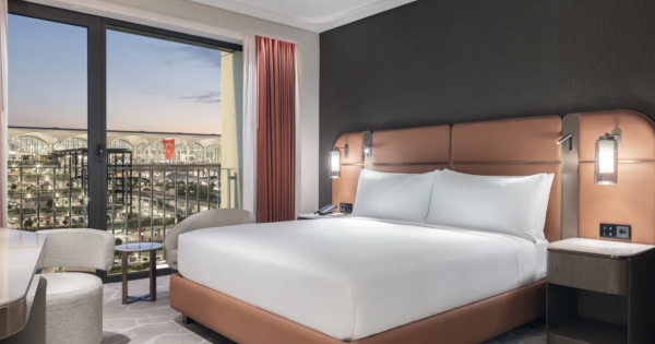 Hilton Celebrates 100 Hotels in Türkiye with Landmark Istanbul Airport Opening