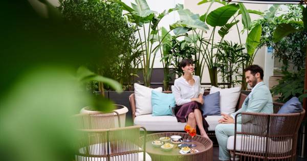 An unexpected garden in Milan: al fresco lunch, aperitifs and dinner amidst the greenery