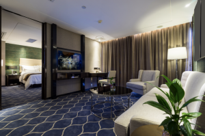 LG FIRST TO BRING APPLE AIRPLAY TO HOTEL ROOM TVS